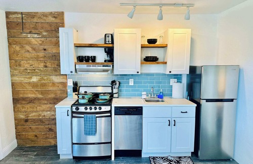 Reno Apartamento | Cozy Haven/ Sleeps 3