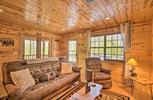 Hiawassee Casa | Cozy Hiawassee Cabin with Fire Pit and Mtn Views!