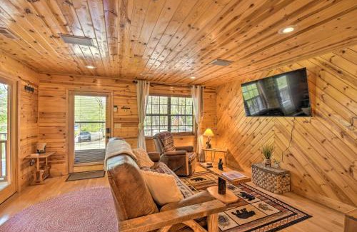 Hiawassee Casa | Cozy Hiawassee Cabin with Fire Pit and Mtn Views!