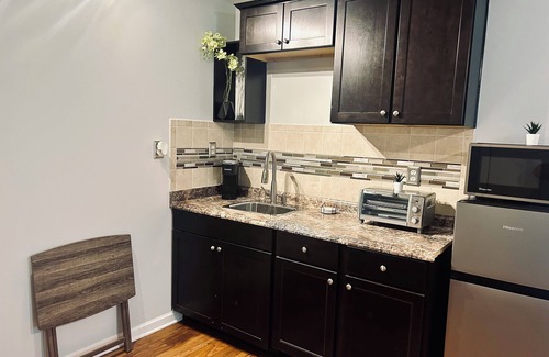 Cliftondale Apartamento | Cozy Hideaway Studio 12 minutes from ATL airport for your quick Getaway or more!