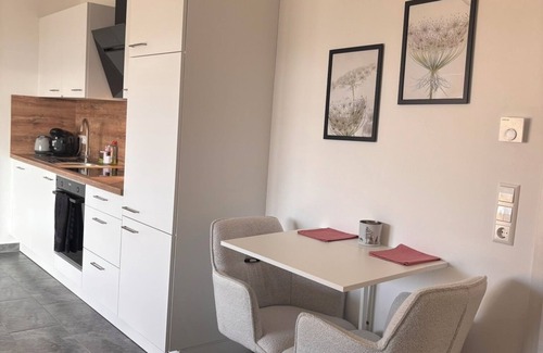 Weikersheim Apartamento | Cozy hilltop stay in Weikersheim