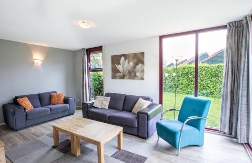 Heinkenszand Casa | Cozy holiday home with a dishwasher, in Zeeland