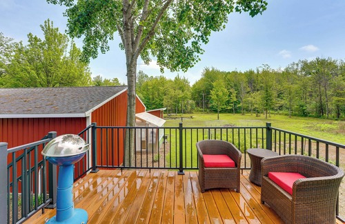 Holland Apartamento | Cozy Holland Studio w/ Deck Near Lake Michigan!