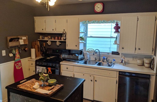 Indian Village Casa | ★ Cozy Home 10 min from Downtown GR ★