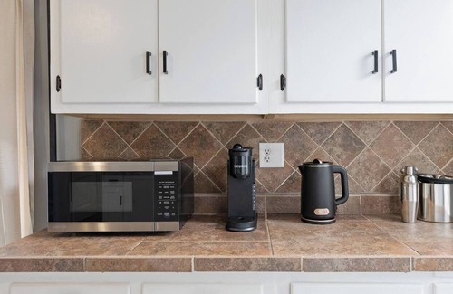 Wallington Apartamento | Cozy Home, 19 min to NYC, 3 Car Driveway, Cozy Home, 19 min to NYC, 3 Car Driveway