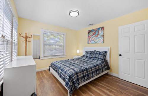 North Oak Park Casa | Cozy Home 7 minutes Walk to UC Davis Sacramento