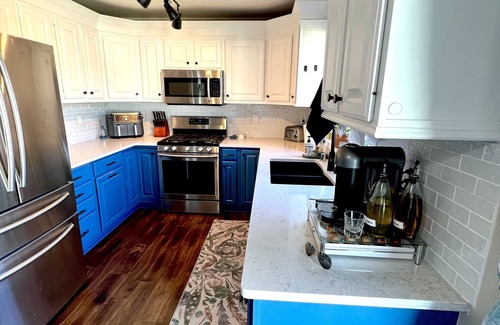 Oshkosh Casa | Cozy Home a few miles away from EAA & Sea Plane Base
