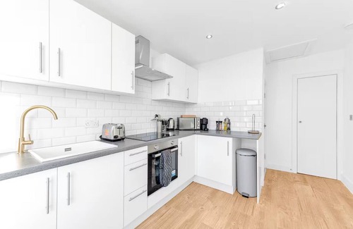 Rye Apartamento | Cozy Home Away: 1-Bed Retreat with Kitchen Bliss