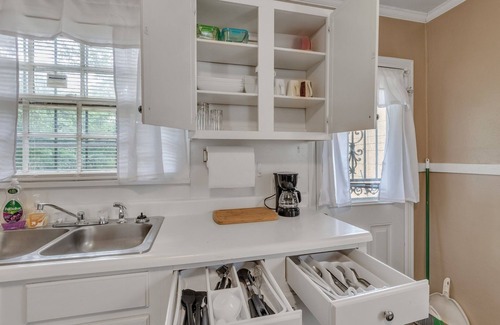 Capital View Casa | Cozy Home Away From Home In Little Rock 2 Bedroom Home by RedAwning