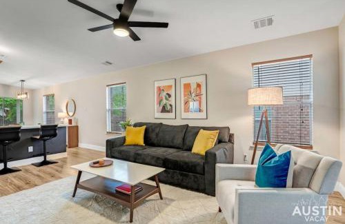 Olympic Heights Casa | Cozy Home away from Home, Quiet Office, King Bed