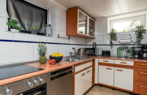 Niederzwehren Apartamento | Cozy home cinema | PS4 & Netflix