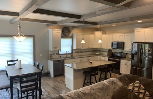 North Spearfish Casa | Cozy home close to all attractions w/ a fabulous kitchen and all amenities!