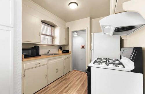 Lincoln Park Casa | Cozy Home Fenced Yard Pets Welcome Great Location