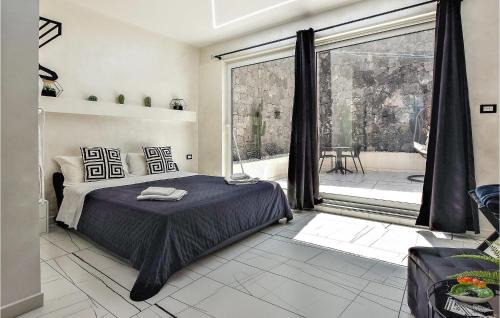 Old Town Casa | Cozy Home In Catania With Kitchen