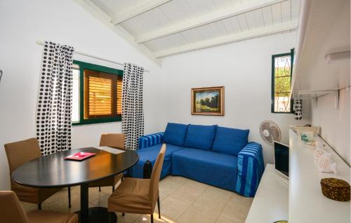 Caucana-finaiti-casuzze-finaiti Nord Casa | Cozy Home In Caucana With House A Panoramic View