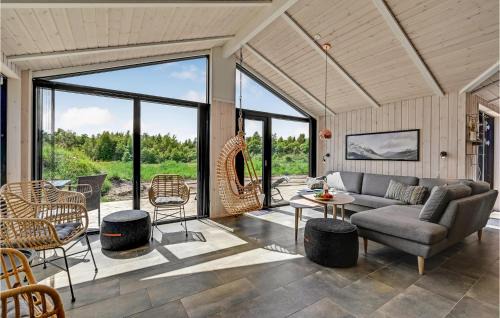Krejbjerg Casa | Cozy Home In Ejstrupholm