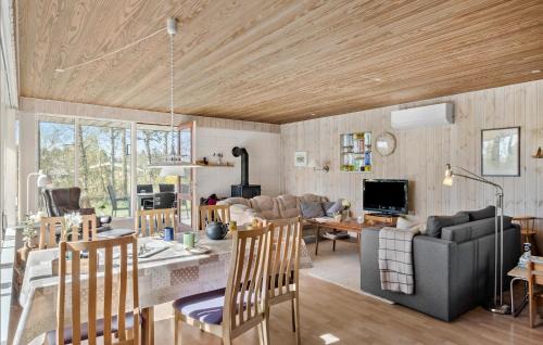 Farso Casa | Cozy Home In Farsø With Wifi