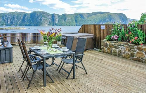 Farsund Casa | Cozy Home In Farsund With Sauna