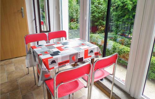 Redlowo Casa | Cozy Home In Gdynia With Wifi