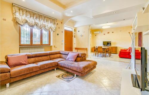 Grottaglie Casa | Cozy Home In Grottaglie With Kitchen