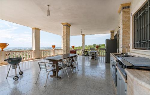 Grottaglie Casa | Cozy Home In Grottaglie With Kitchen