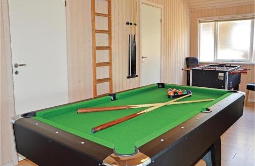 Vrist Strand Casa | Cozy Home In Harboøre With Kitchen