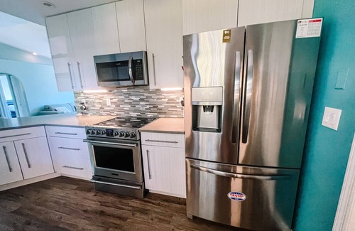 Estero Casa | Cozy Home in Heart of Estero