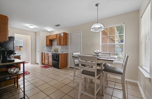 Humble Casa | Cozy Home in Humble near IAH