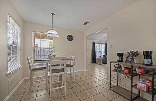 Humble Casa | Cozy Home in Humble near IAH