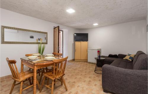 Senj Casa | Cozy Home In Jablanac