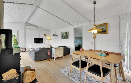 Karrebksminde Casa | Cozy Home In Karrebæksminde With Wifi