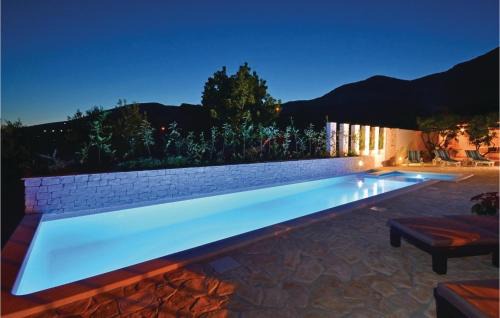 Rudine Casa | Cozy Home In Kastel Novi