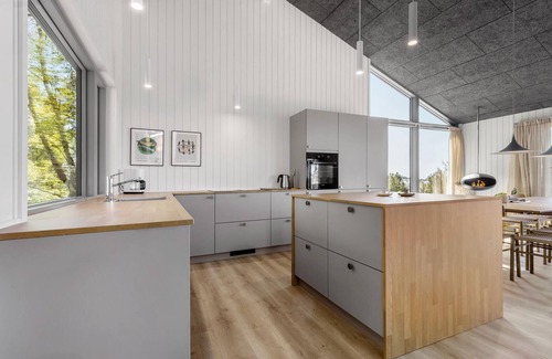 Knebel Casa | Acogedora casa en Knebel con sauna