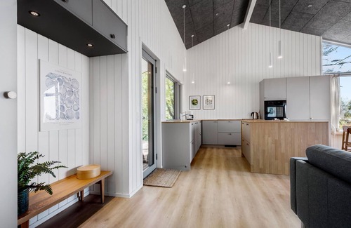 Knebel Casa | Acogedora casa en Knebel con sauna