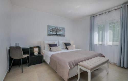 Kras Casa | Cozy Home In Kras With Kitchen
