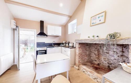 L'Epine Casa | Cozy Home In L'épine With Wifi