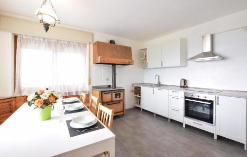 Lamon Casa | Cozy Home In Lamon With Wifi