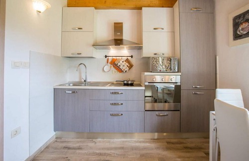 Rakotule Casa | Acogedora casa en Motovun con WiFi