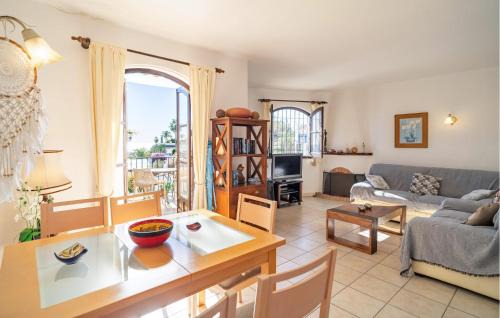 Chimenea Casa | Cozy Home In Nerja With Wifi