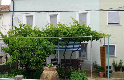 Olib Casa | Cozy Home In Olib With Kitchen