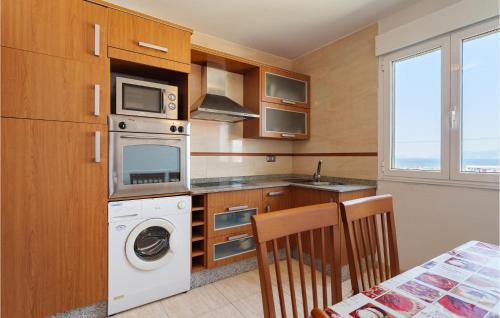 Portosin Casa | Cozy Home In Porto Do Son With Wifi