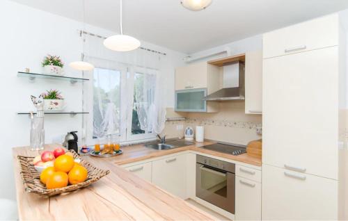 Primorski Dolac Casa | Cozy Home In Primorski Dolac