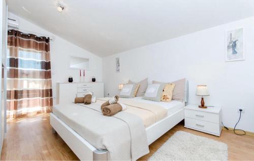 Primorski Dolac Casa | Cozy Home In Primorski Dolac