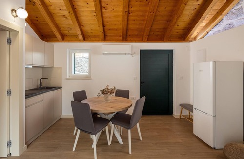 Primosten Burnji Casa | Acogedora casa en Primosten con WiFi