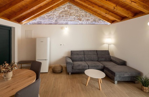 Primosten Burnji Casa | Acogedora casa en Primosten con WiFi