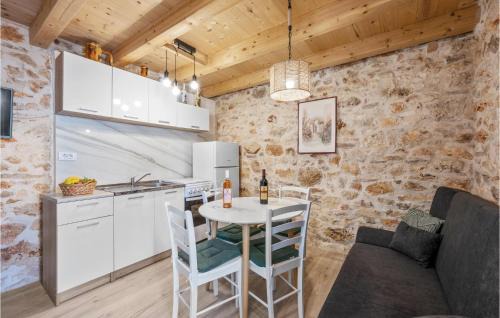 Primosten Casa | Cozy Home In Primosten With Wifi