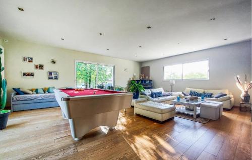 Sarliac-sur-l'Isle Casa | Cozy Home In Sarliac With Wifi