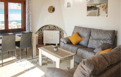 Ses Covetes Casa | Cozy Home In Ses Covetes With Wifi