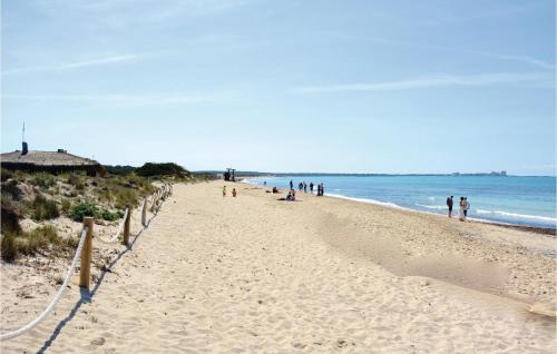 Ses Covetes Casa | Cozy Home In Ses Covetes With Wifi