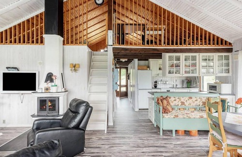 Tore Casa | Preciosa casa en Siknäs con cocina